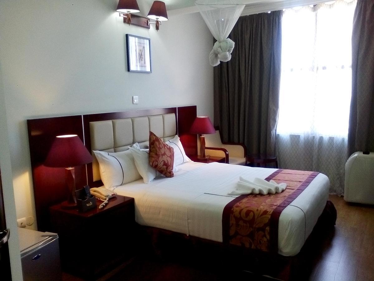 Rahnile Hotel Bahir Dar Bagian luar foto