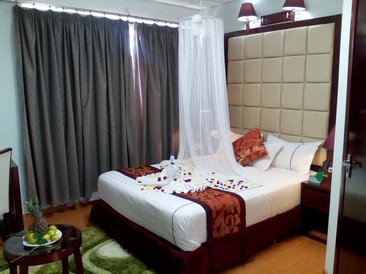 Rahnile Hotel Bahir Dar Bagian luar foto